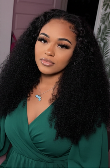 LARA - InvisiBlend™ Kinky Curly en V avec cordon de serrage 180 % de densité