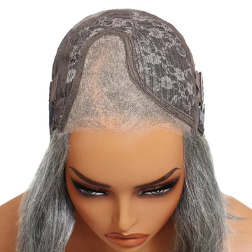 NORA – Bob dégradé effet brushing gris poivre & sel | Finition naturelle, sans colle, densité 150%